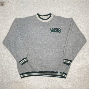 Vintage Green River Wolves Sweatshirt: Size Large